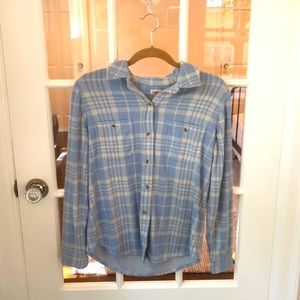 Faherty Fuzzy Blue and White Flannel